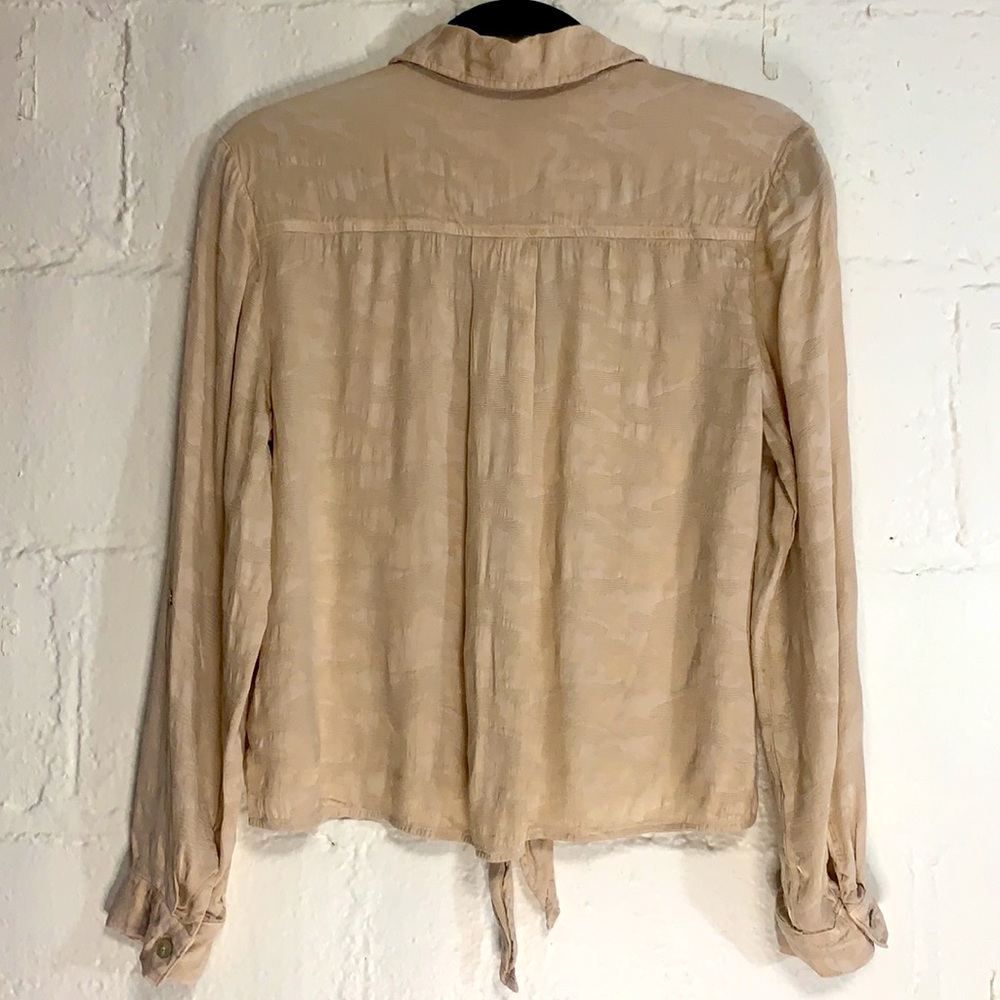 Anthropologie Cloth & Stone Joanie Tie Front Cream Tonal Print Top Sz S - Picture 4 of 4